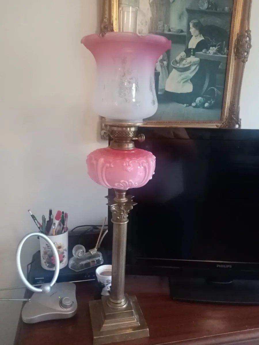 Victorian Oil Lamp - Image 4