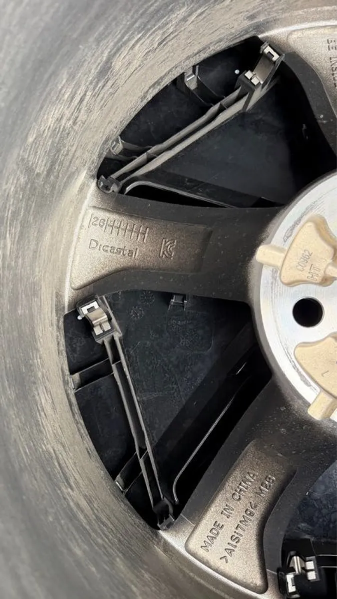 2026 Tesla Model Y Juniper 19 Genuine Crossflow Wheels Tyres Set of 4 - Image 2