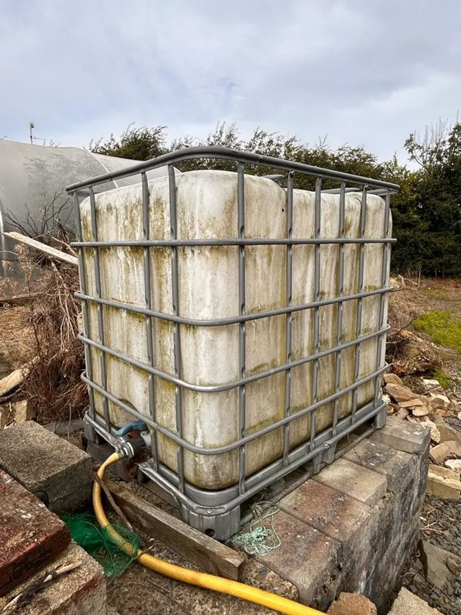 1000 litre IBC water tank - Image 4