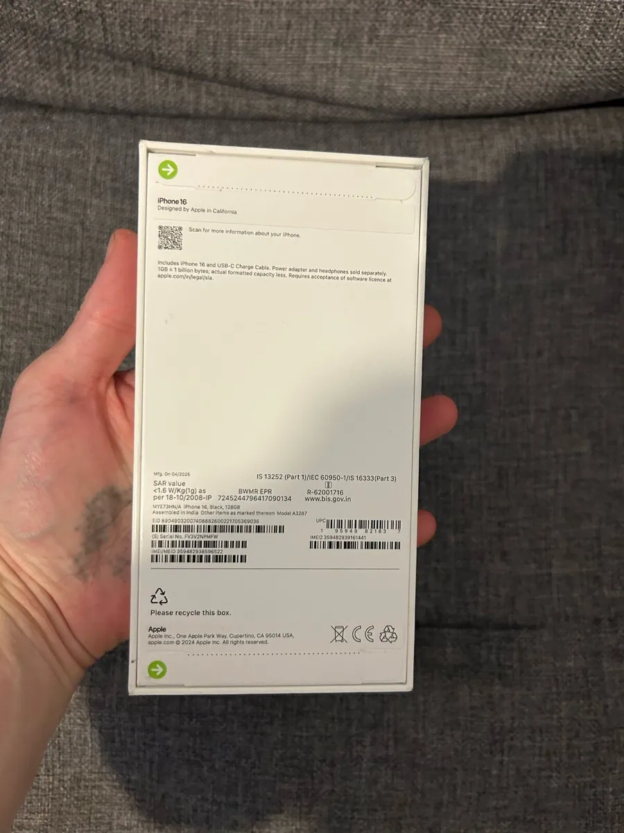 iPhone 16 black unlocked 128gb brand new sealed - Image 2