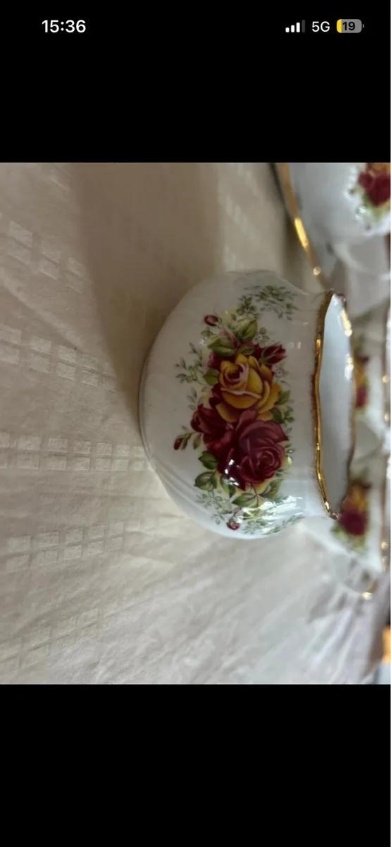 Queens fine bone china tea set - Image 3