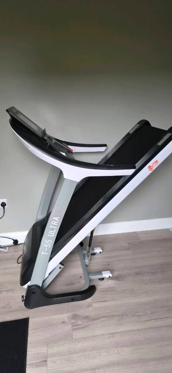 Treadmill - Image 1