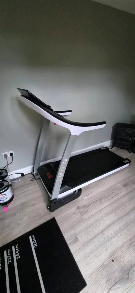Treadmill - Image 2