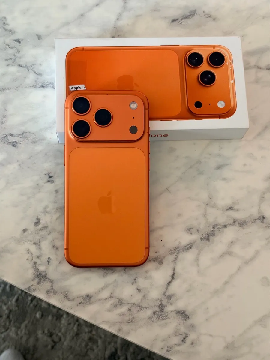 iPhone 17 PRO Cosmic Orange 256GB - Image 2
