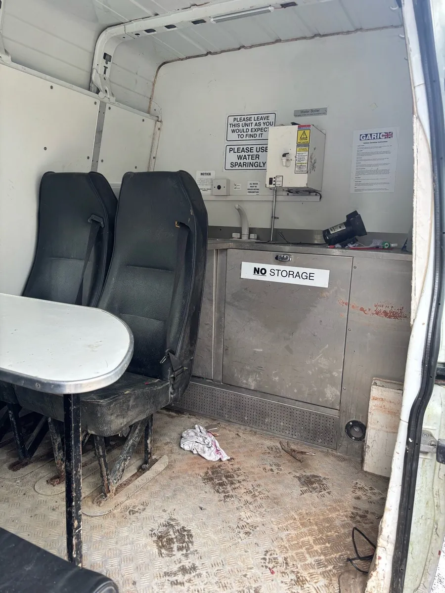 Ford transit - Image 4
