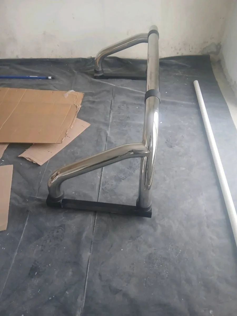 Hilux Roll Bar - Image 1