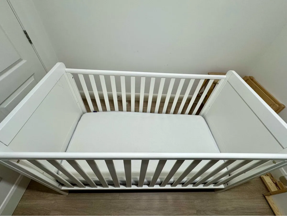 Cot Bed & Mattress Bundle - Image 4