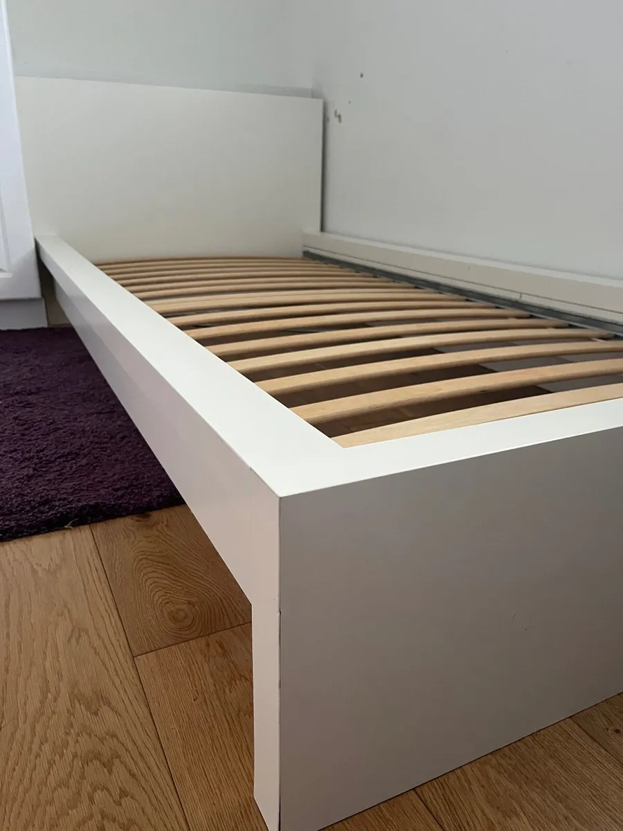 Single Bed - Image 3