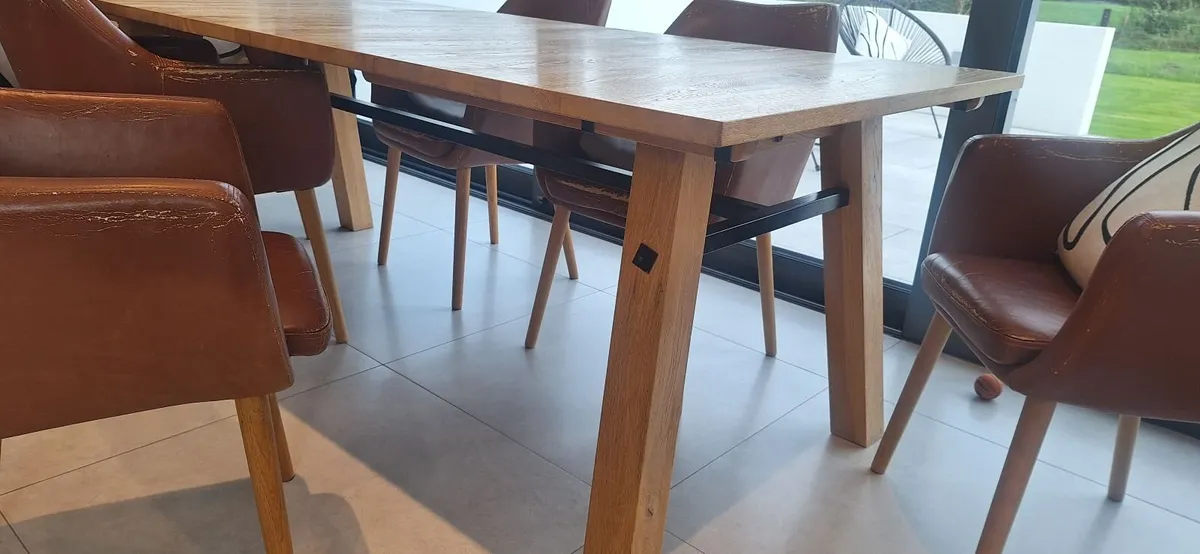 Dining table & chairs - Image 4