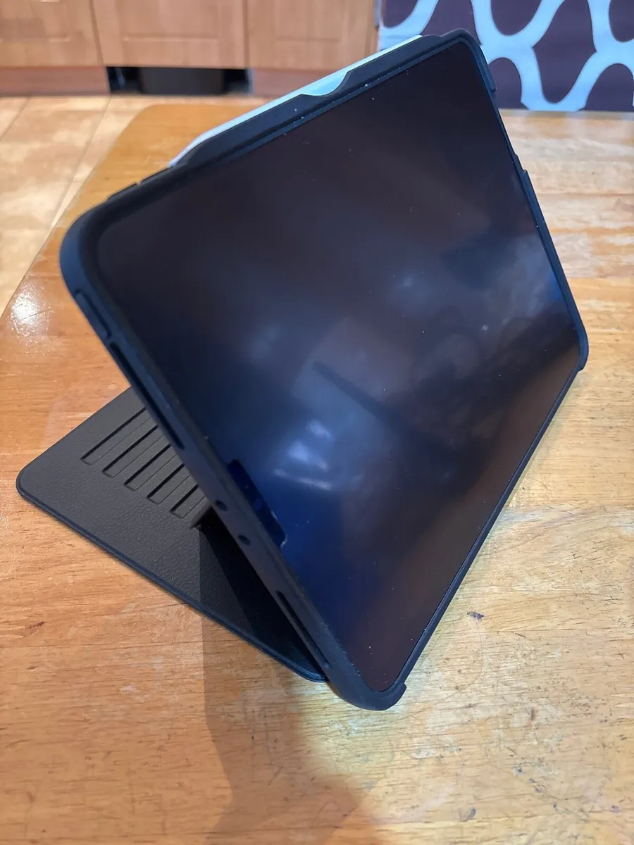 iPad Pro 3rd gen 11’ 2021 128gb - Image 2