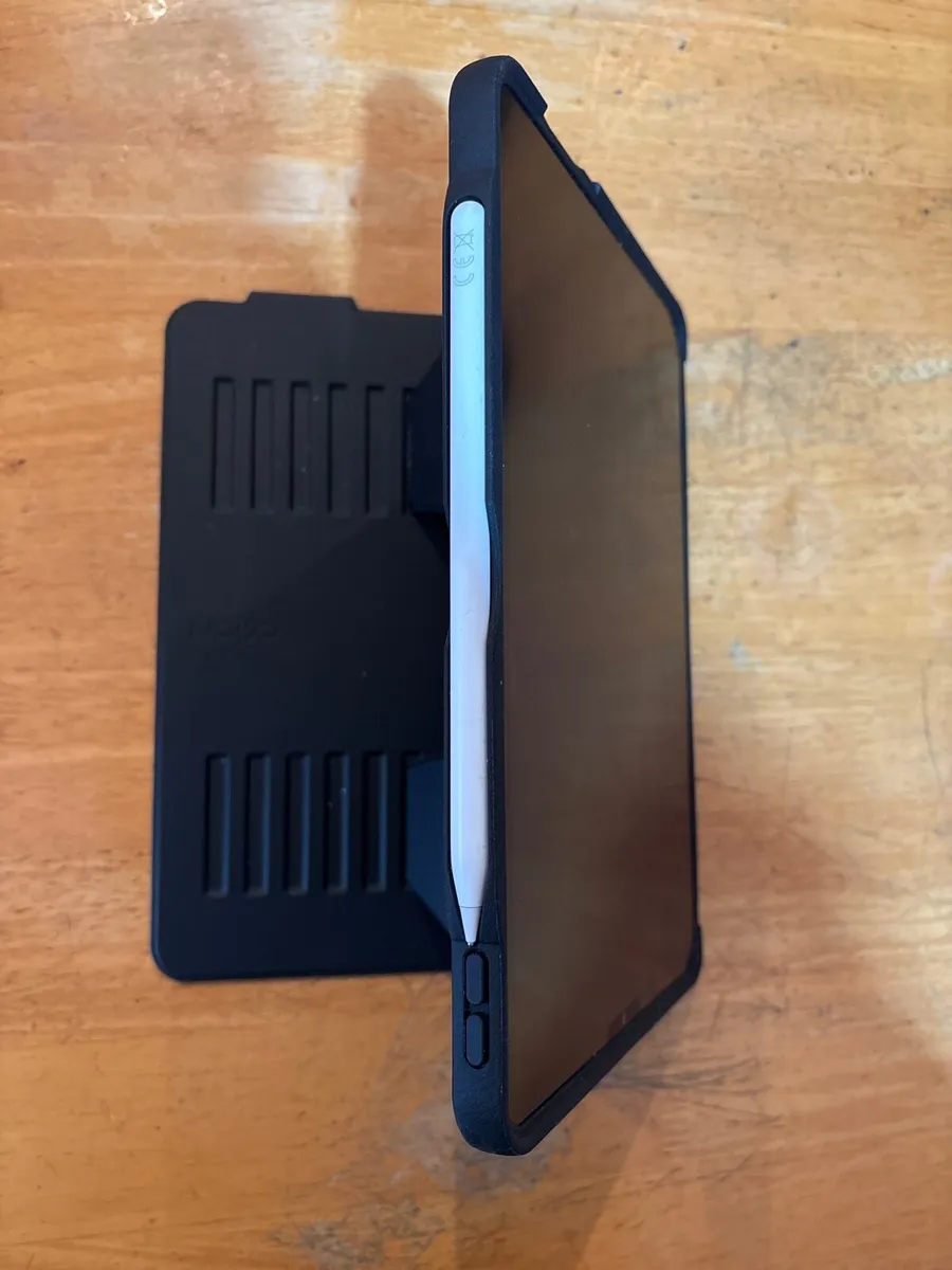 iPad Pro 3rd gen 11’ 2021 128gb - Image 3
