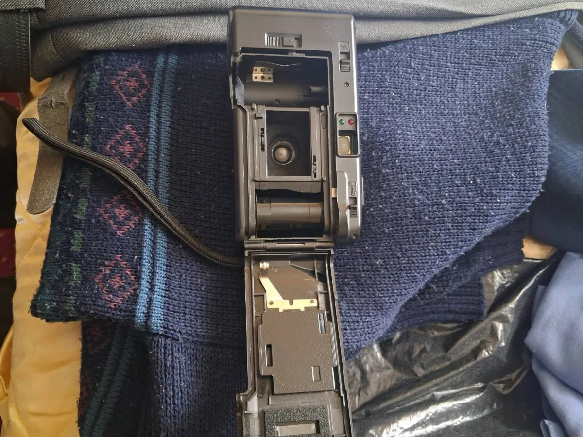 Retro Vivitar 35mm Camera - Image 3