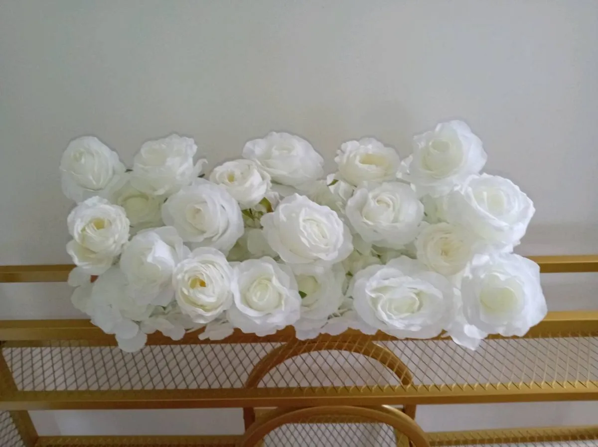 Rose Flower Garland - Image 1