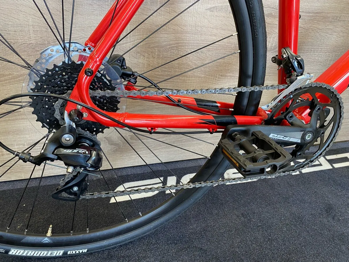 Merida speeder 200 (like new) - Image 2