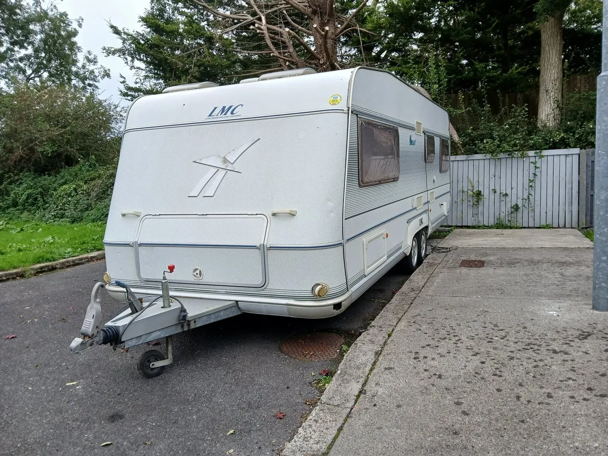 Caravan - Image 2