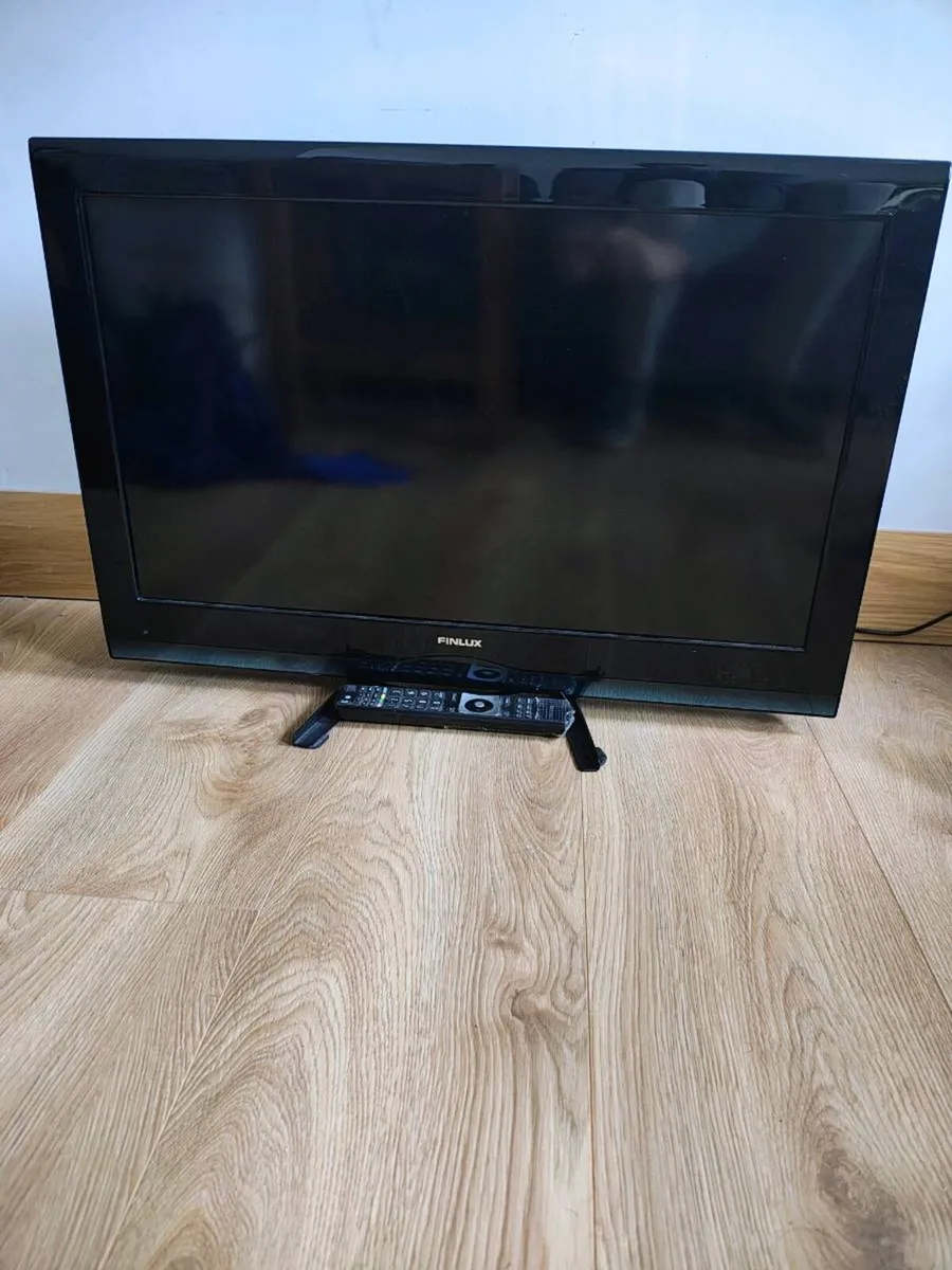 32 inch TV