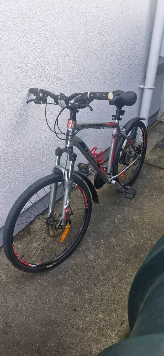 Trek 3700 - Image 2
