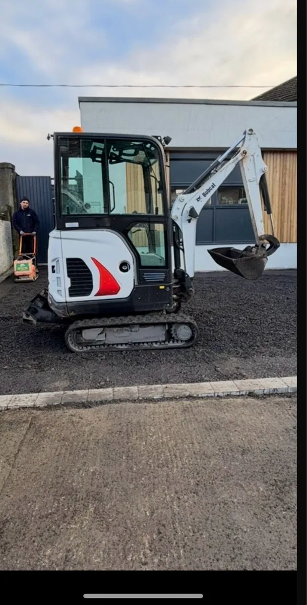 2019 bobcat e17 - Image 3