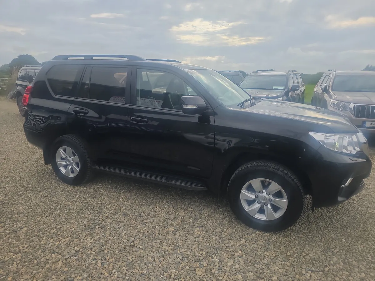 Toyota Land Cruiser LC Business Class 204Bhp - Image 4