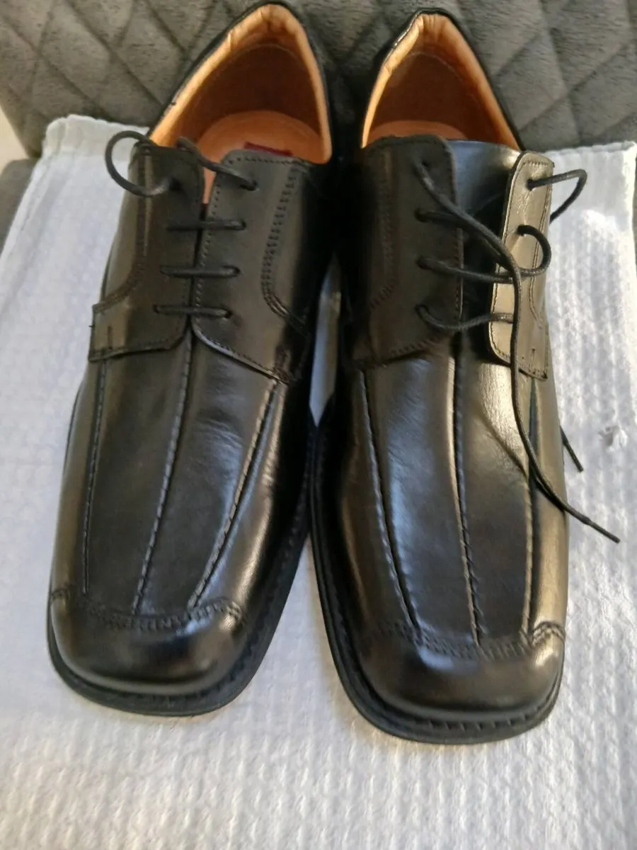 MENS LEATHER SHOES NEW - Image 1