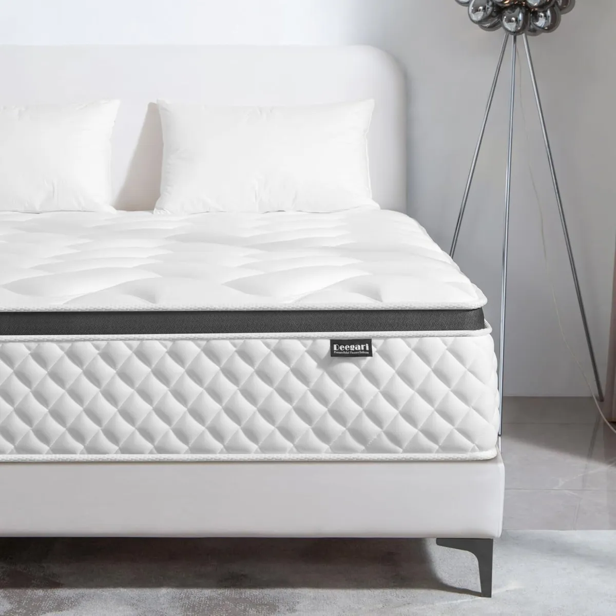 Folding Mattress Tri-Fold with Two Layer Memory - Image 1
