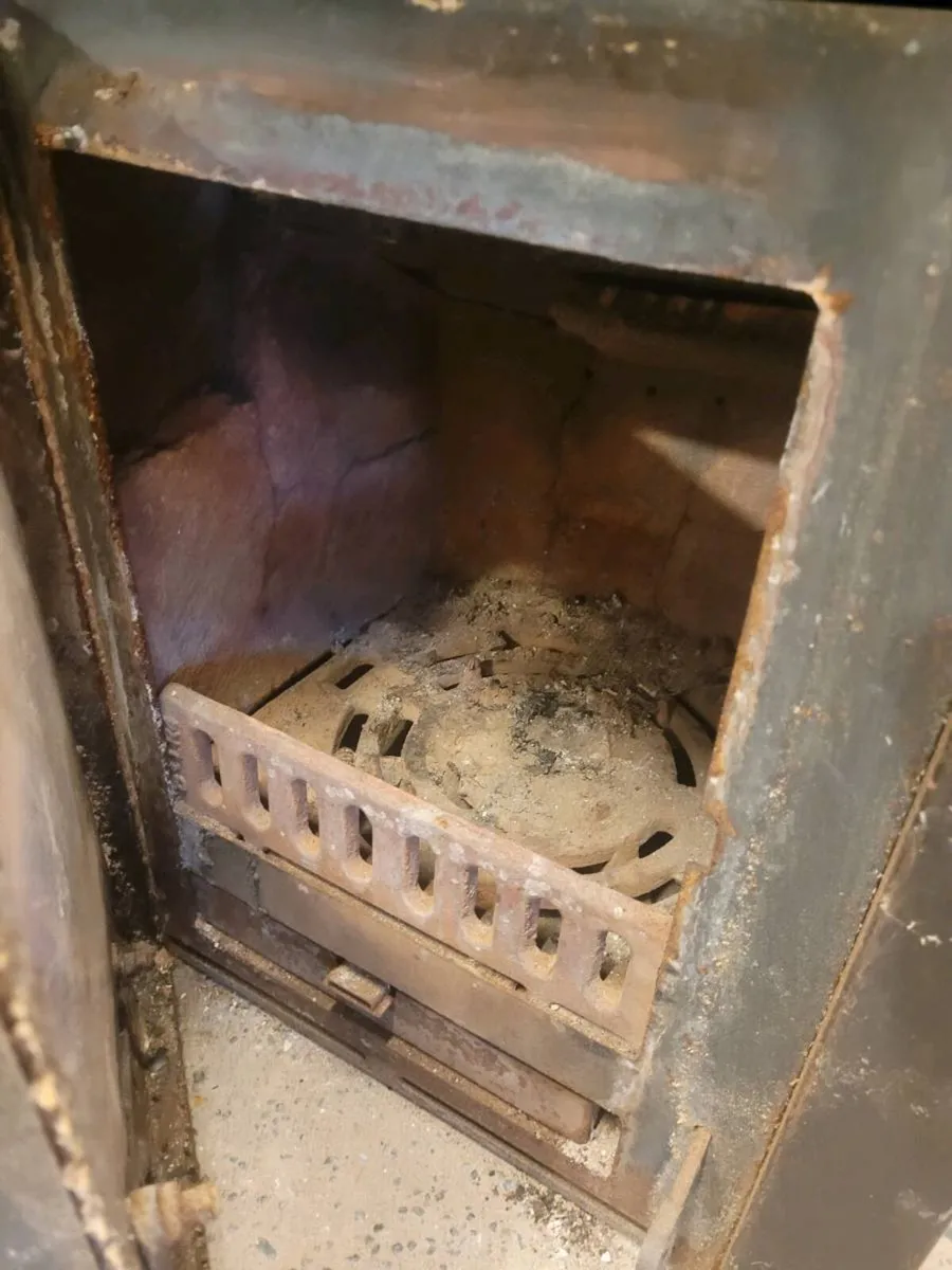 Stove - Image 2