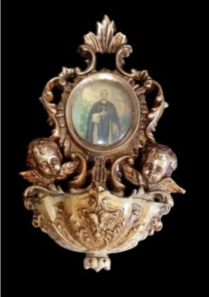 Vintage Ornate Brass Holy Water Font / Stoup - Image 4