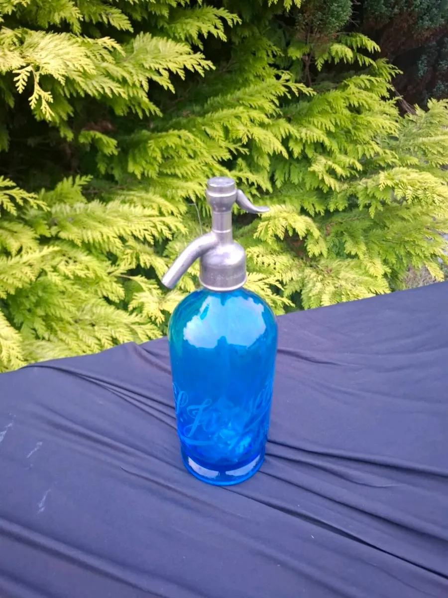 Blue french siphon possible to post - Image 2