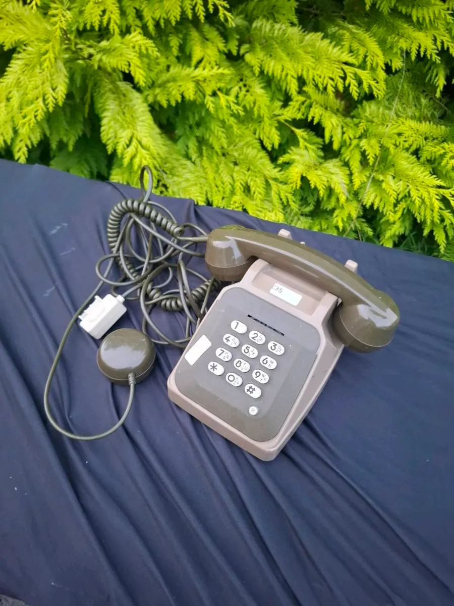 Vintage french phone possible to post - Image 2
