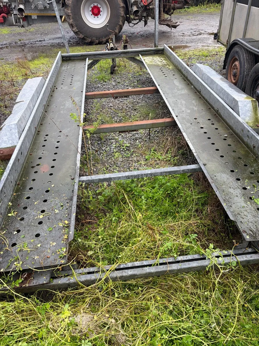 Car transporter - Image 1