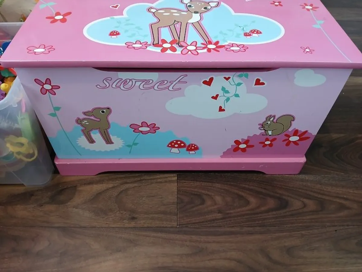 Playroom clear out, huge box of playdoh accessories with box. Multiple sets are included. Excellent condition, great value. - PRICE REDUCED AGAIN! - Image 2