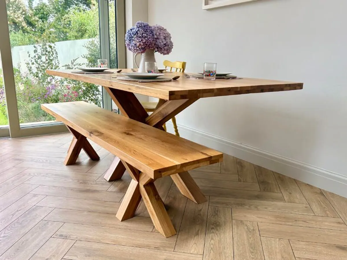 Rustic Oak 2m Dining Table & Matching Bench, Excellent Condition(!) - Image 4