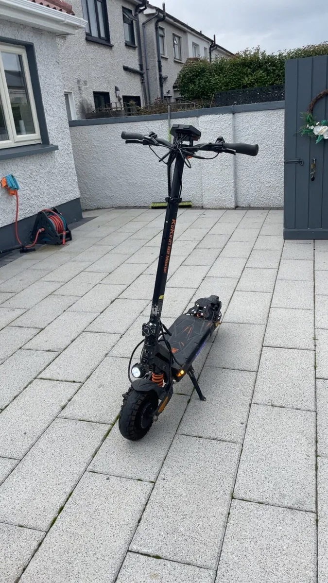 Electric scooter - Image 3