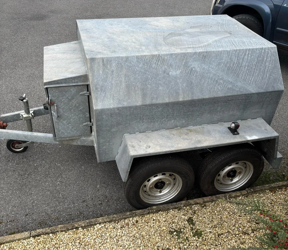 Trailer - Image 4
