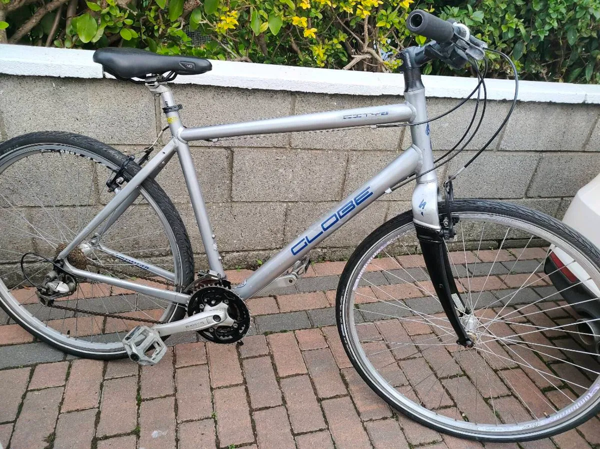 Specialized hybrid bike - Image 1