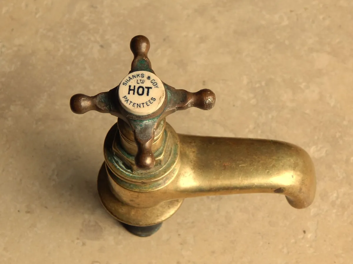 1 Vintage Shanks & Co Brass Bath Tap - Image 3