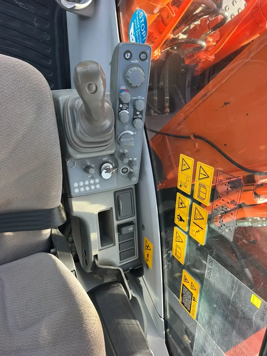 2014 hitachi 130-5b - Image 4