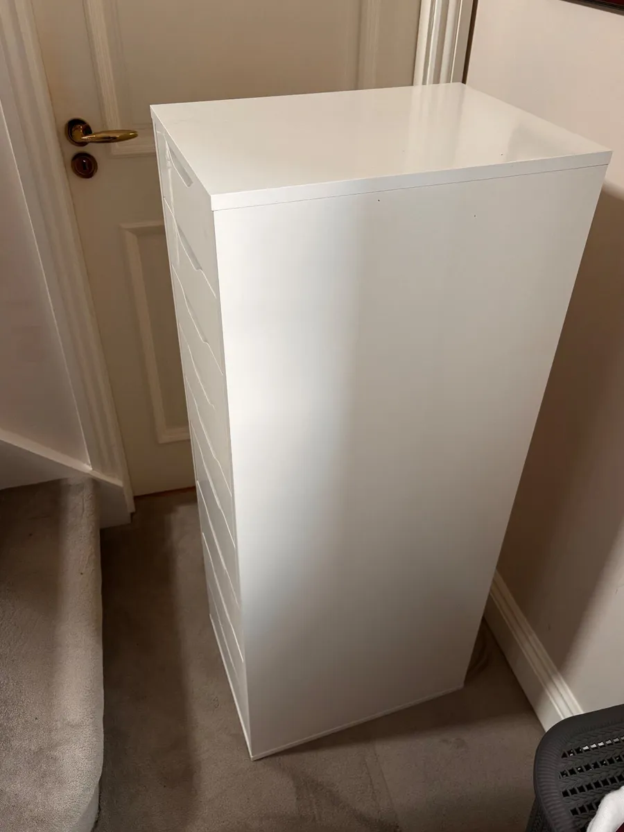Drawers 9 - Image 1