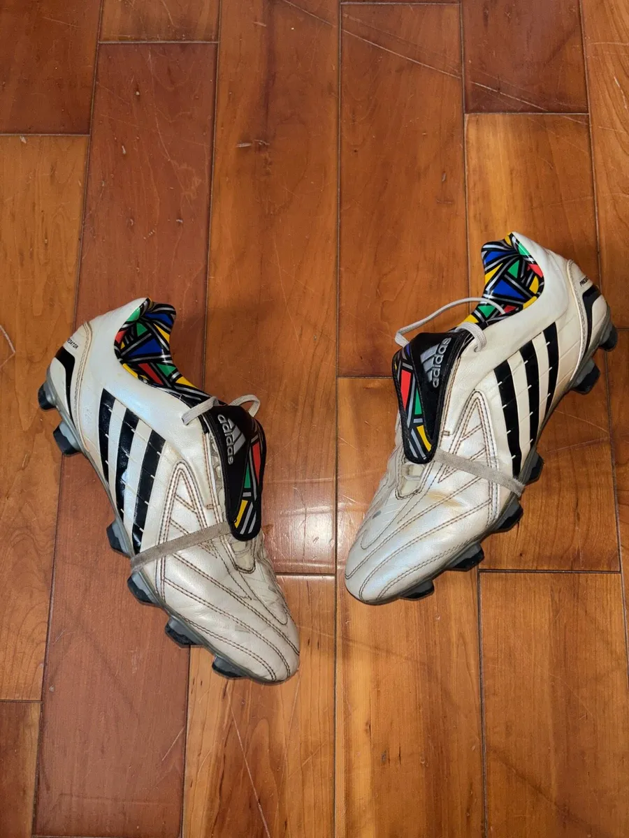 Football boots - Image 2