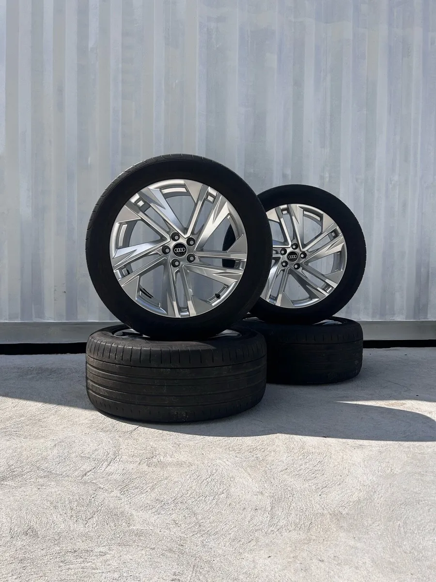 Genuine Audi Q7/SQ7 20” Alloy Wheels - Image 1