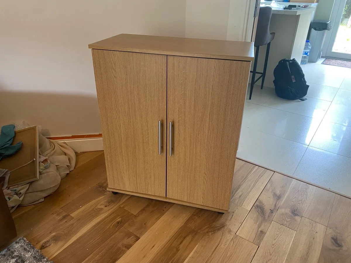 Storage cabinet - Image 2