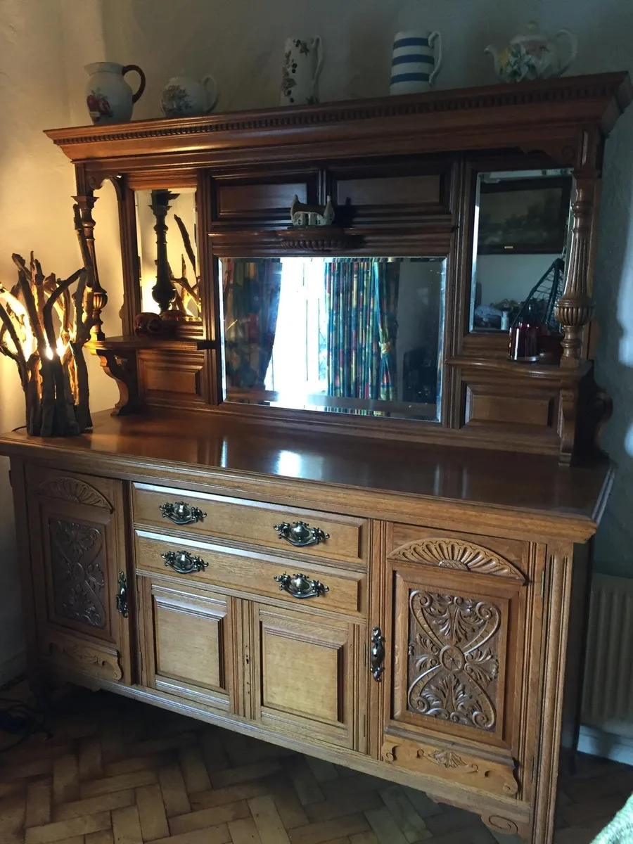 Dresser