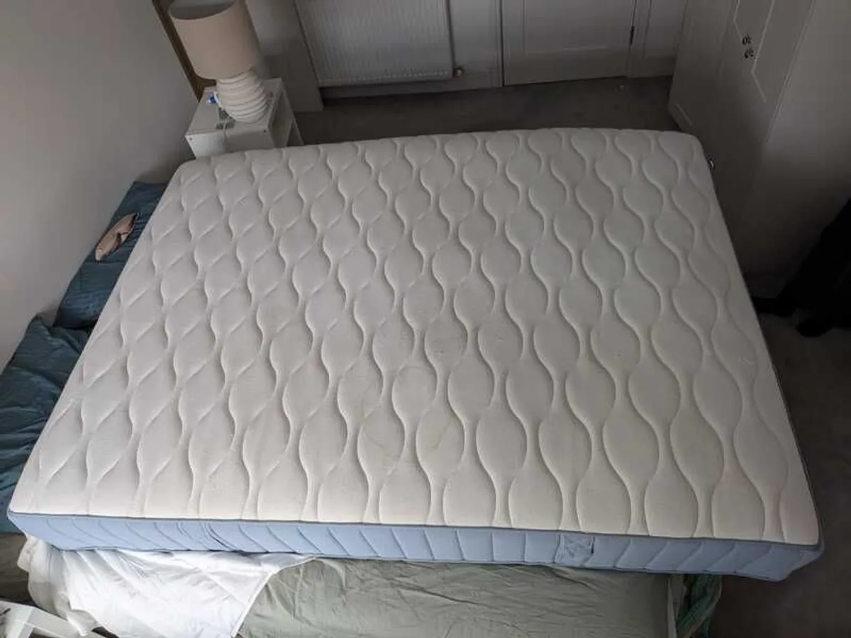 King size Matress - Image 3
