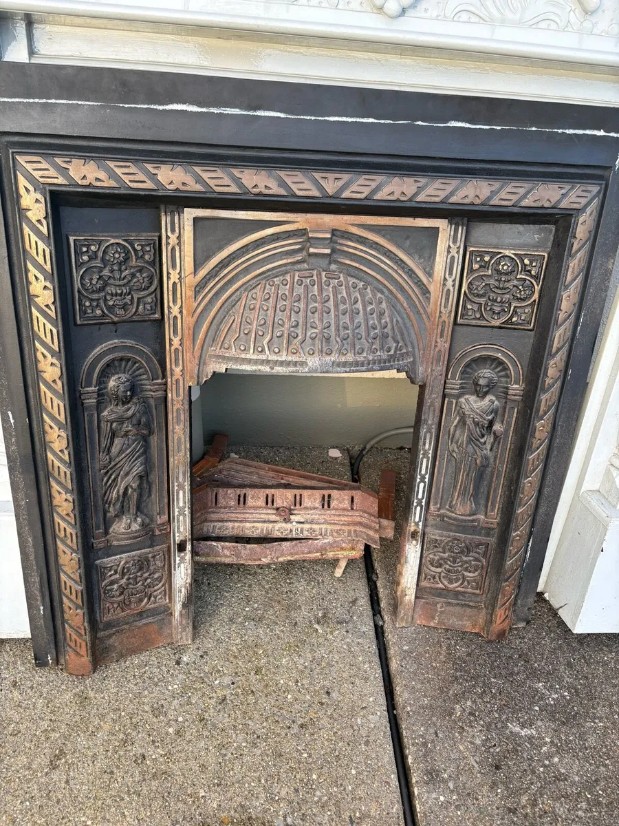 Fireplace - Image 4