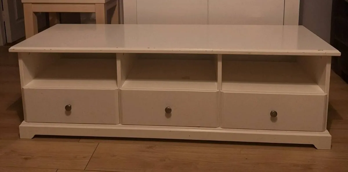 TV stand