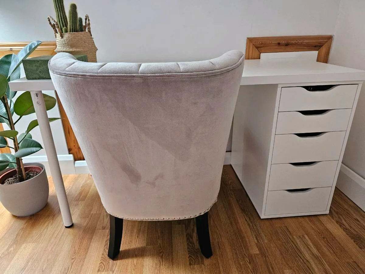 Velvet armchair - Image 2