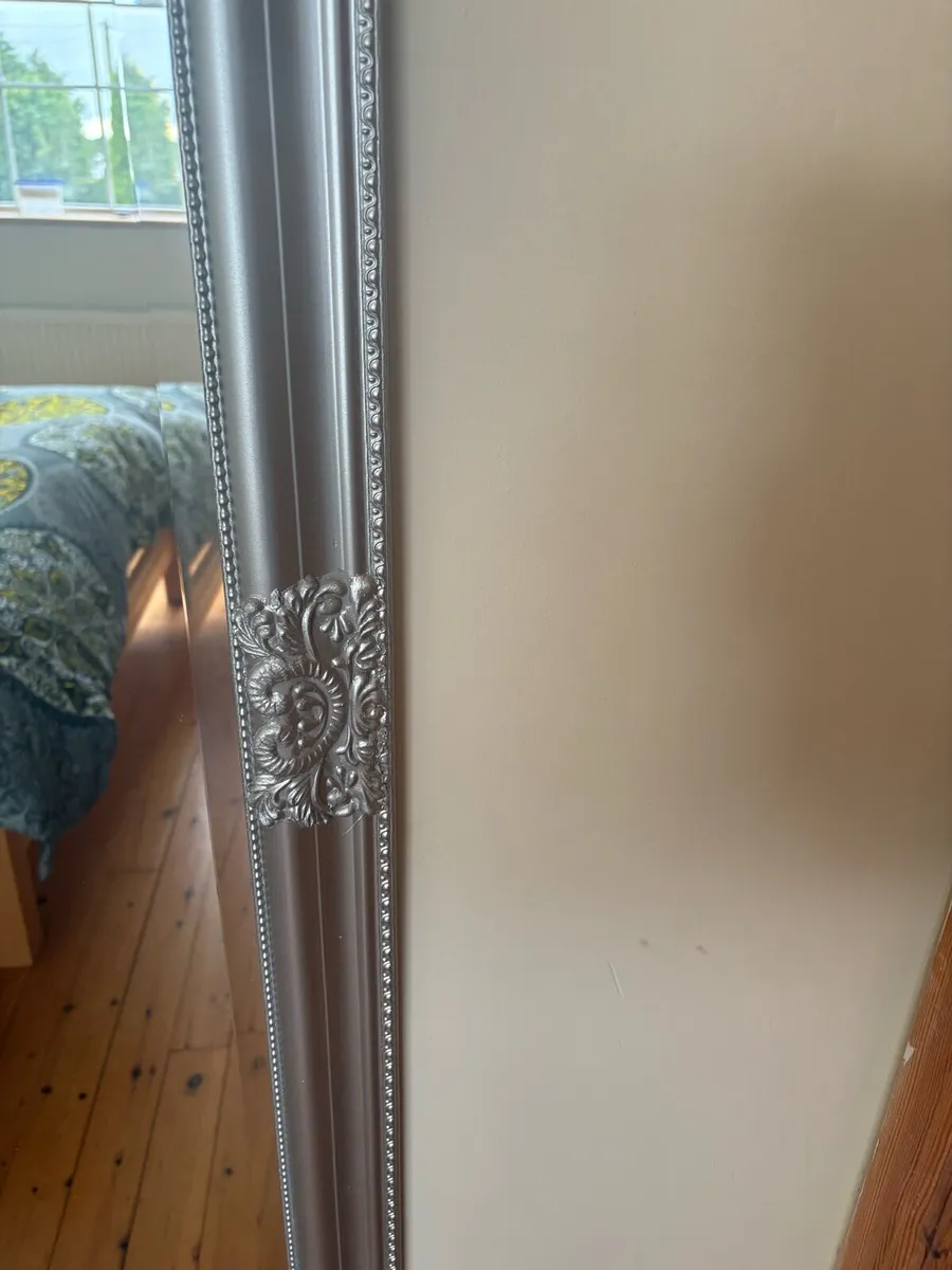 Mirror - Image 4