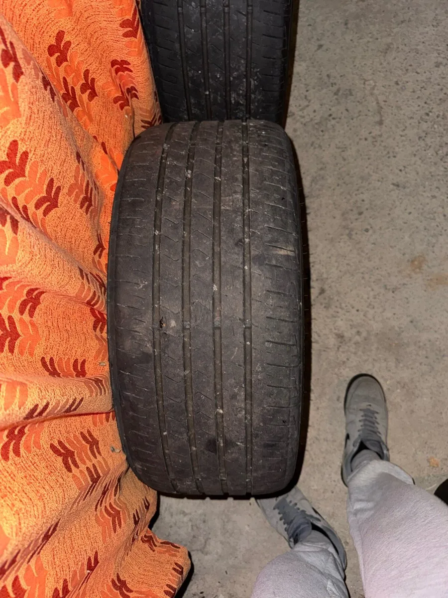 Audi 20 inch alloy and tire - Image 3