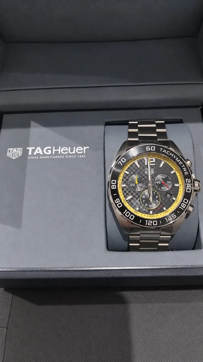 TAG Heuer Formula 1 Chronograph Mens Watch - Image 3