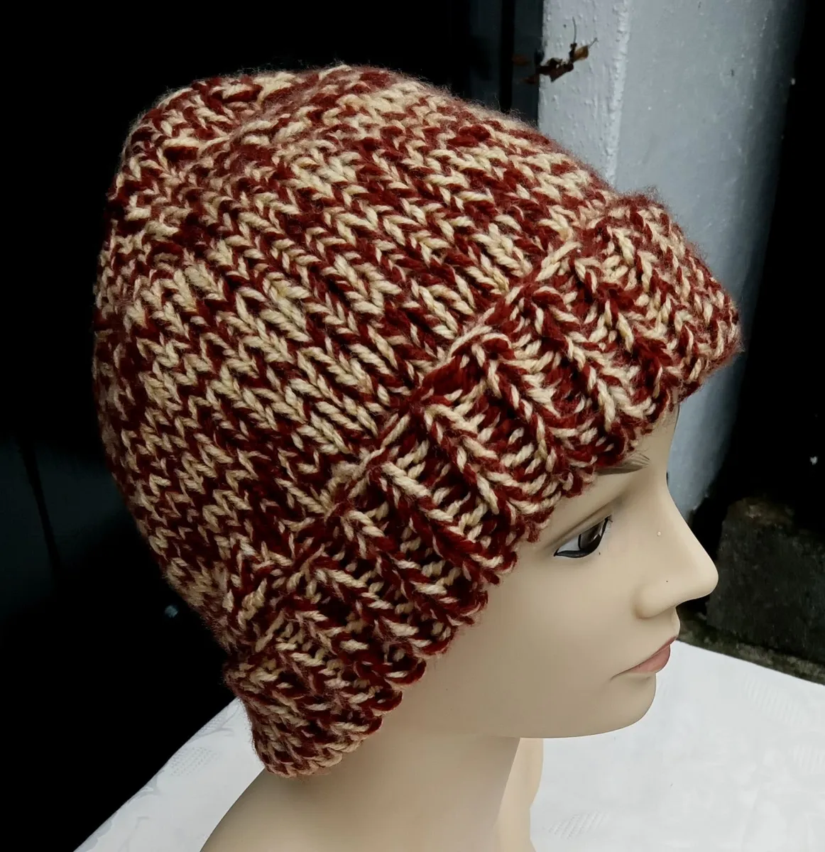 Ladies Beanie Style Winter Hats. - Image 2